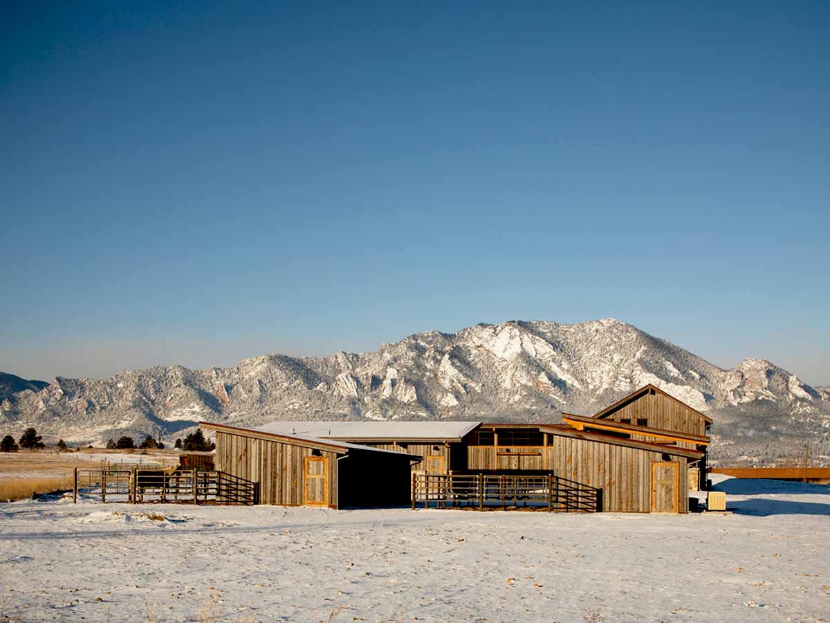 reclaimed-wood-siding-laramie-colorado-barn-siding
